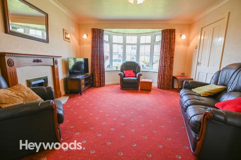 28 Chessington Crescent, Stoke-on-trent, ST4 8ER