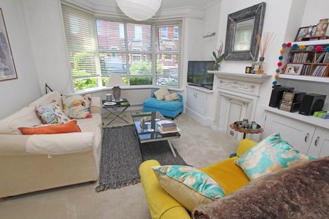 3 bedroom end of terrace house for sale, Hurst Road, Eastbourne, BN21 2PW