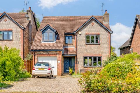 6 bedroom detached house for sale, Wadnall Way, Knebworth, Hertfordshire, SG3