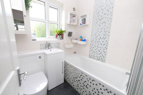 3 bedroom end of terrace house for sale, Gordon Road, Eccles, M30