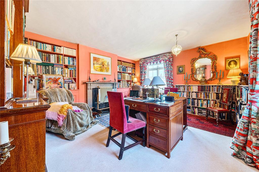 Bedroom Two/Study