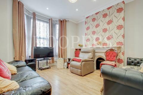 3 bedroom terraced house for sale, Wendover Road, London, NW10
