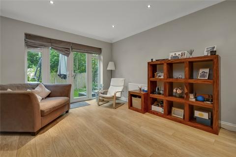 4 bedroom detached house for sale, Oatlands Avenue, Weybridge, Surrey, KT13