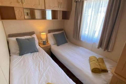 2 bedroom static caravan for sale, Amroth Castle Coastal Park, Amroth SA67