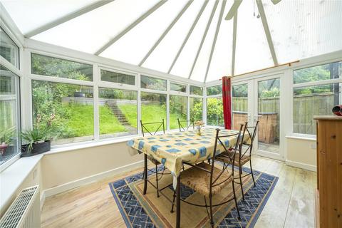5 Foxcroft Green, Leeds, LS6 3NR