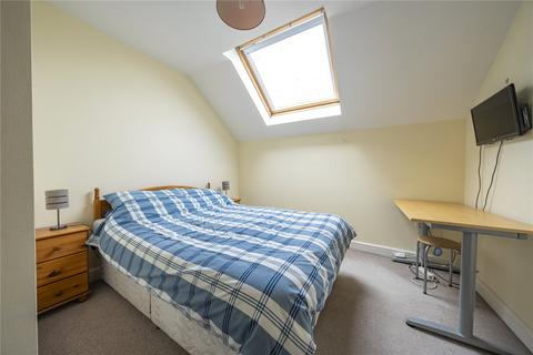 5 Foxcroft Green, Leeds, LS6 3NR