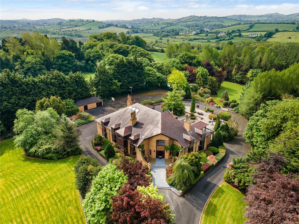 Dundalk Road, Castleblayney, Co Monaghan 6 bed detached house £860,808* (€1,000,000)