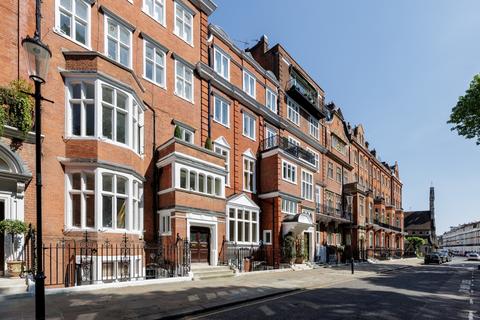 2 bedroom ground floor flat for sale, Lennox Gardens Chelsea London