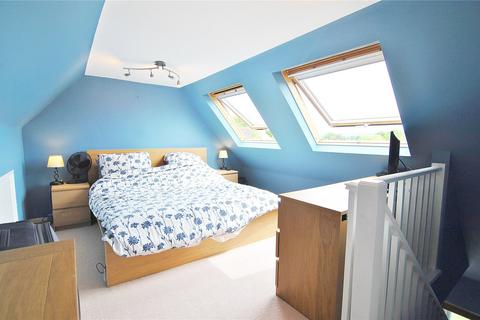 4 bedroom semi-detached house for sale, Devereaux Crescent, Ebley, Stroud, Gloucestershire, GL5