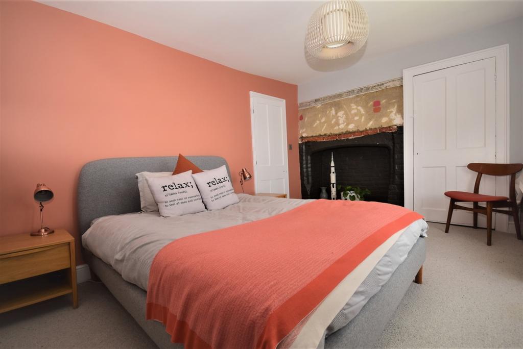 Thorn house bed 2