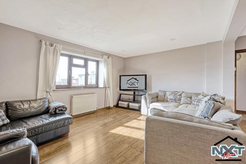 9 Brocket Close, Chigwell, IG7 4ET