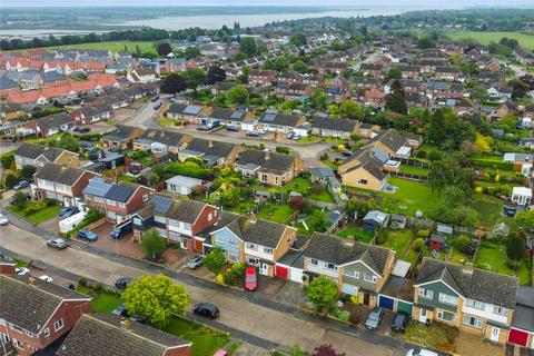 26 Cavendish Drive, Lawford, Manningtree, CO11 2EY