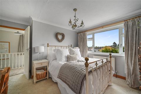 26 Cavendish Drive, Lawford, Manningtree, CO11 2EY