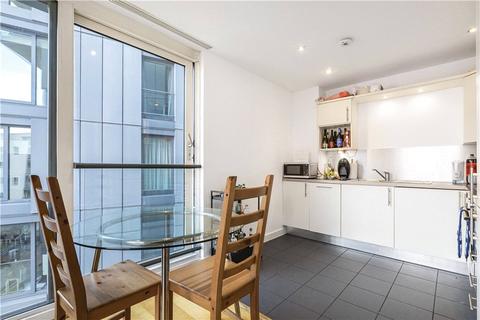2 bedroom apartment to rent, Brewhouse Yard, London, EC1V