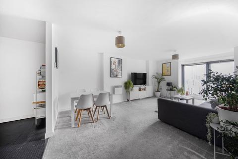 2 bedroom apartment for sale, Burford Wharf Apartments, 3 Cam Road, London, E15