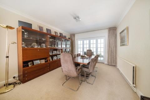 5 bedroom detached house for sale, Mowbray Road, Edgware HA8