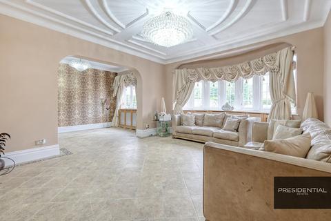140 Manor Road, Chigwell, IG7 5PR