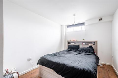 2 bedroom apartment to rent, Mowlem Street, Bethnal Green, E2