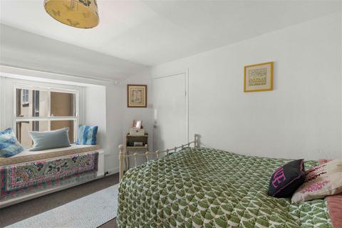 1 bedroom flat for sale, Pindar Lodge, The Promenade, Kingsbridge