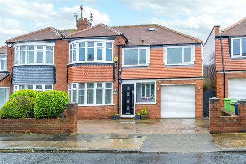 4 bedroom semi-detached house for sale, Rosedale Avenue, South Bents, Sunderland, SR6