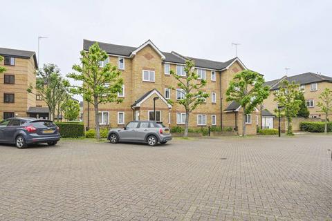 1 bedroom flat for sale, Ringwood Gardens, Isle Of Dogs, London, E14
