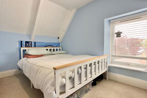 19 Trevanion Road, Wadebridge, PL27 7NZ