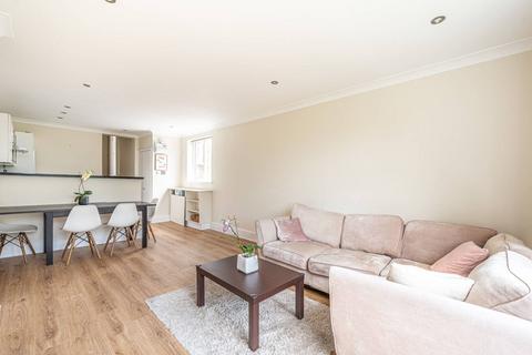 3 bedroom flat for sale, Westbere Road, West Hampstead, London, NW2