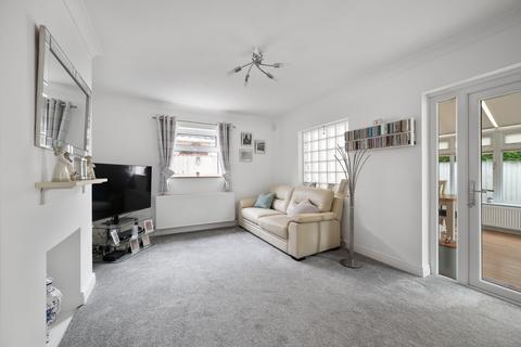 26 Pear Tree Road, Ashford, TW15 1PW