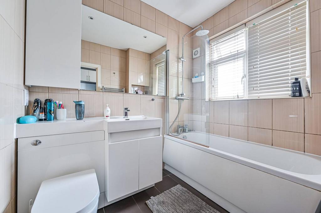 Streatham Vale, Streatham Vale... Studio - £1,150 pcm (£265 pw)