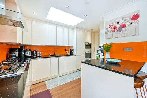 6 bedroom house to rent, Clayton Road, Isleworth, TW7