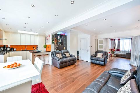 6 bedroom house to rent, Clayton Road, Isleworth, TW7