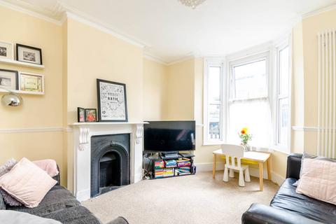 2 bedroom terraced house to rent, Hughan Road, Stratford, London, E15