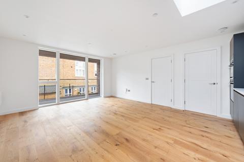 2 bedroom flat to rent, Thomas Hardy Mews, London SW16