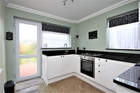 2 bedroom bungalow to rent, Trent Close, Sompting, Lancing, West Sussex, BN15