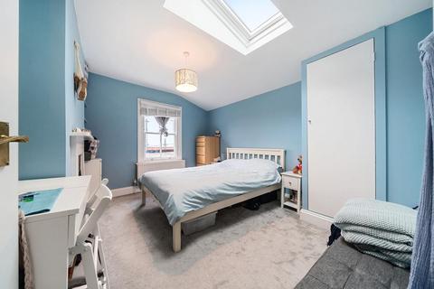 1 bedroom flat for sale, Smiths Yard, Earlsfield