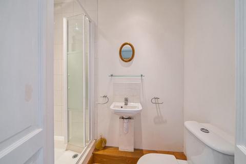 2 Branksome Close, Camberley, GU15 2AH