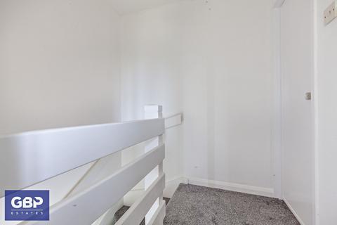 22 Juniper Way, Romford, RM3 0XL