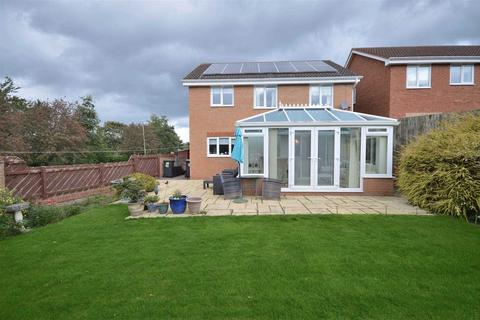 4 bedroom detached house for sale, The Elms, Consett DH8