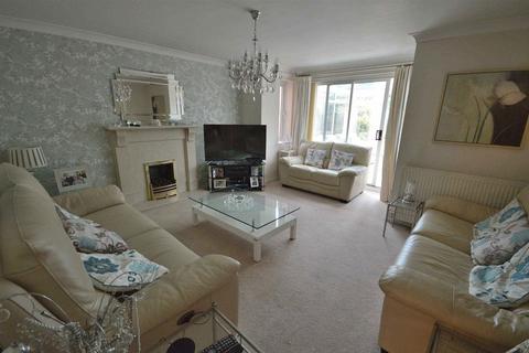 4 bedroom detached house for sale, The Elms, Consett DH8