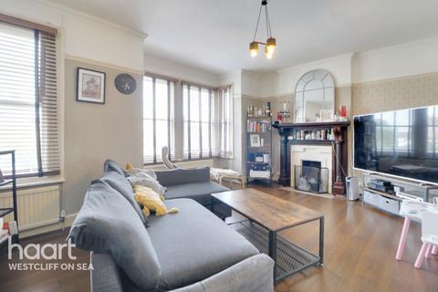 4 bedroom flat for sale, Lancaster Gardens, SOUTHEND-ON-SEA