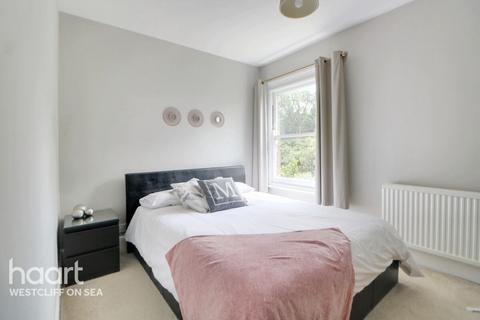 49 Lancaster Gardens, Southend-on-sea, SS1 2NS