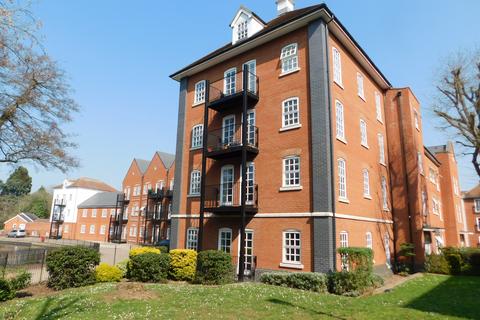 2 bedroom flat to rent, Waterside Lane, Colchester CO2