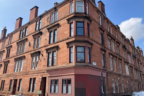 Studio to rent, Church Street, Glasgow G11