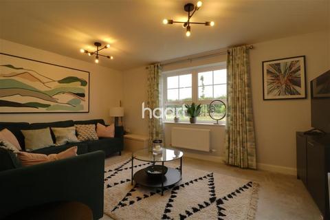 3 bedroom semi-detached house to rent, Sagan Rise, Clipstone Park, Leighton Buzzard