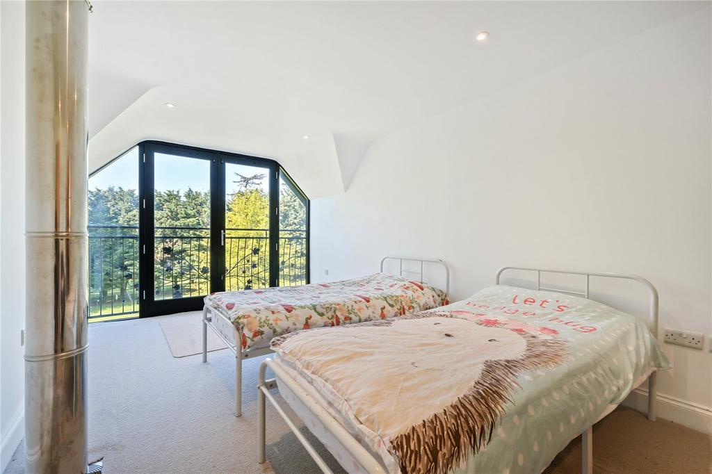 Barn Bed 1