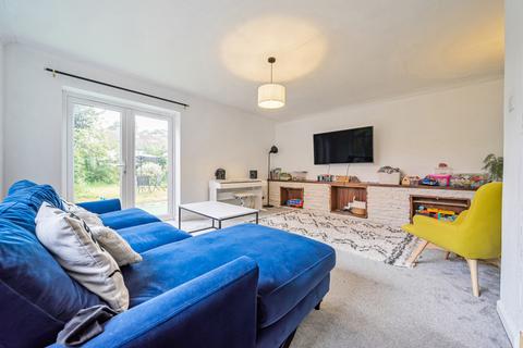 Elm Park Bunces Lane, Burghfield Common, Reading, RG7 3DL