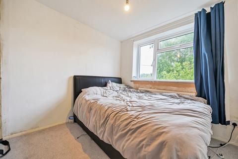 Elm Park Bunces Lane, Burghfield Common, Reading, RG7 3DL