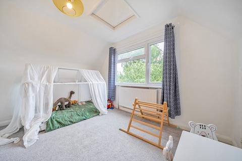 Elm Park Bunces Lane, Burghfield Common, Reading, RG7 3DL