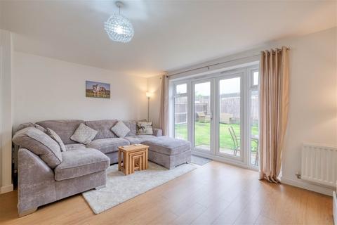 3 bedroom end of terrace house for sale, Kingcup Close, Catshill, Bromsgrove, B61 0GH