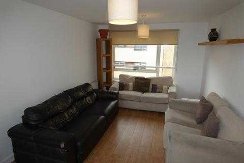 2 bedroom flat to rent, Charlotte Street, Glasgow G1